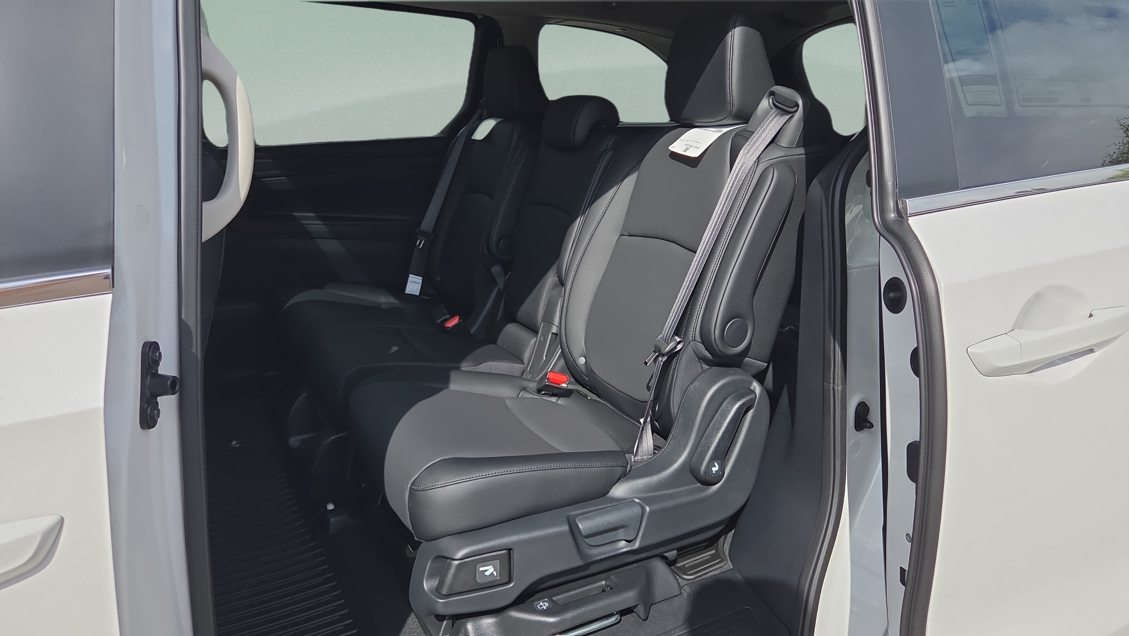 New 2026 Honda Odyssey EX-L image 11