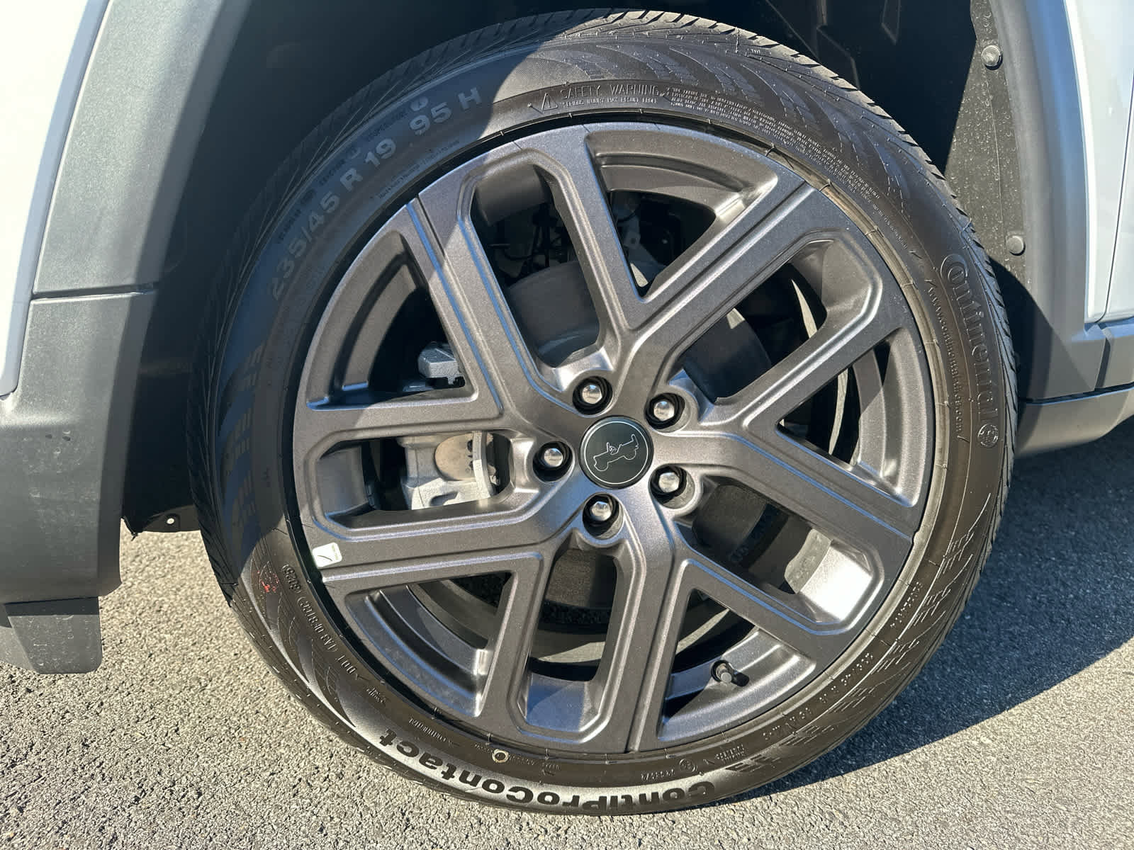 New 2026 Jeep Compass Limited image 9