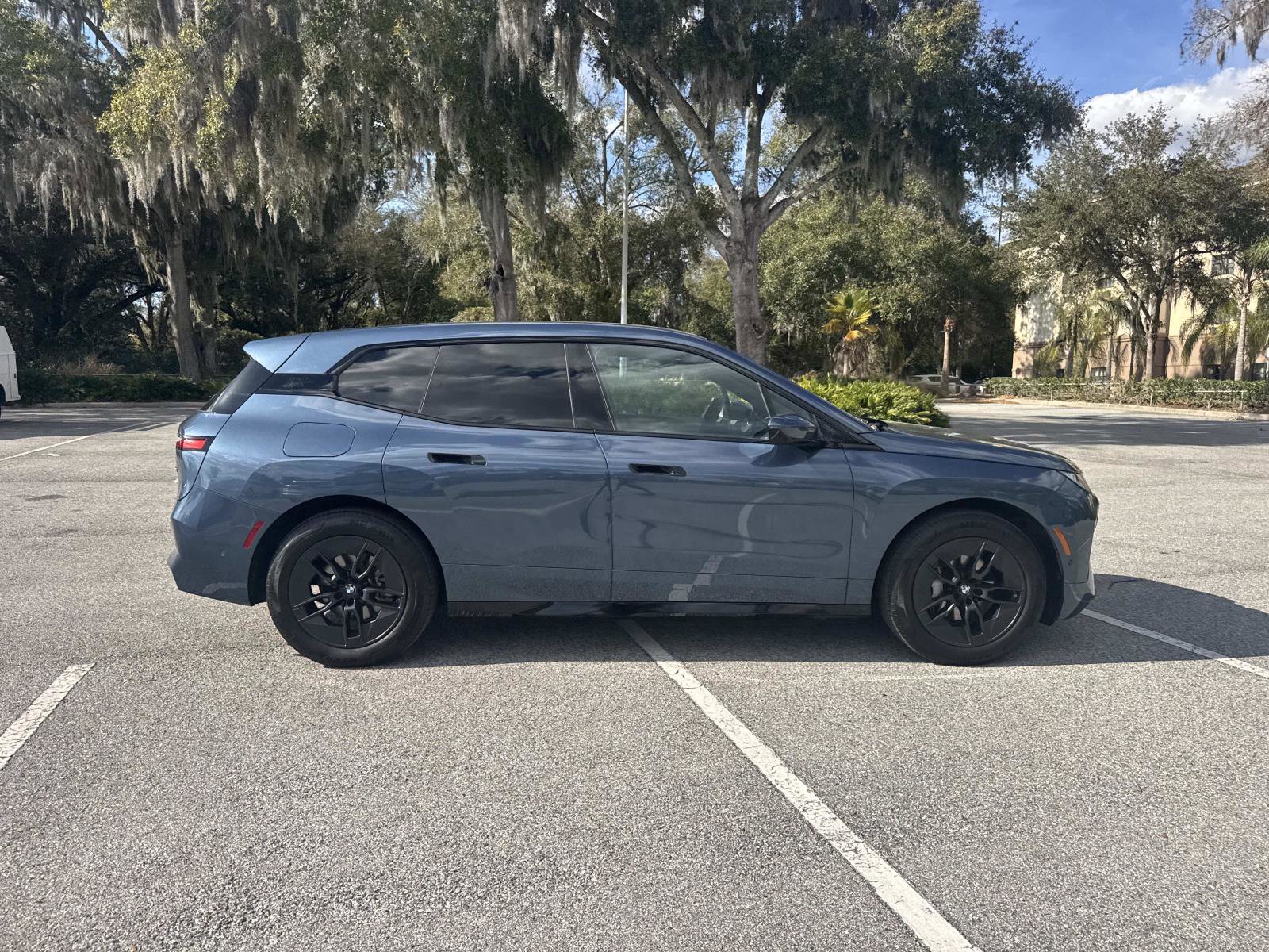 Used 2026 BMW iX xDrive45 w/ Premium Package image 3