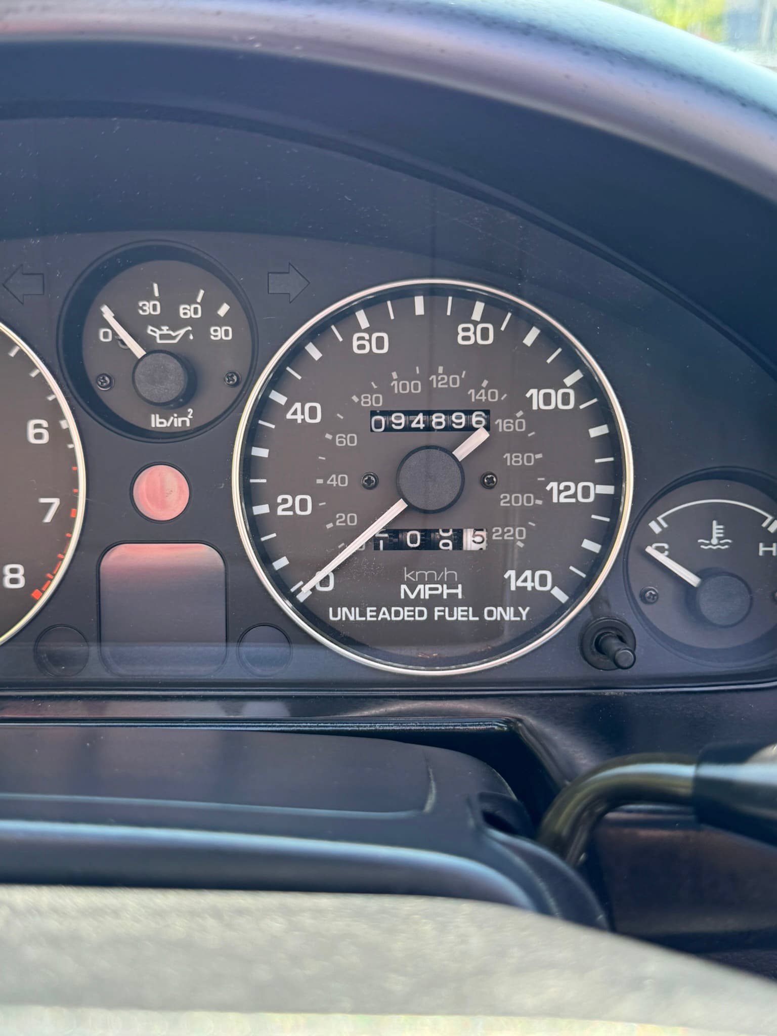 Used 1993 MAZDA MX-5 Miata RWD image 16