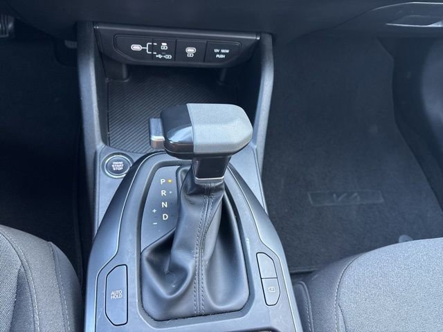 Used 2025 Kia K4 LXS image 16