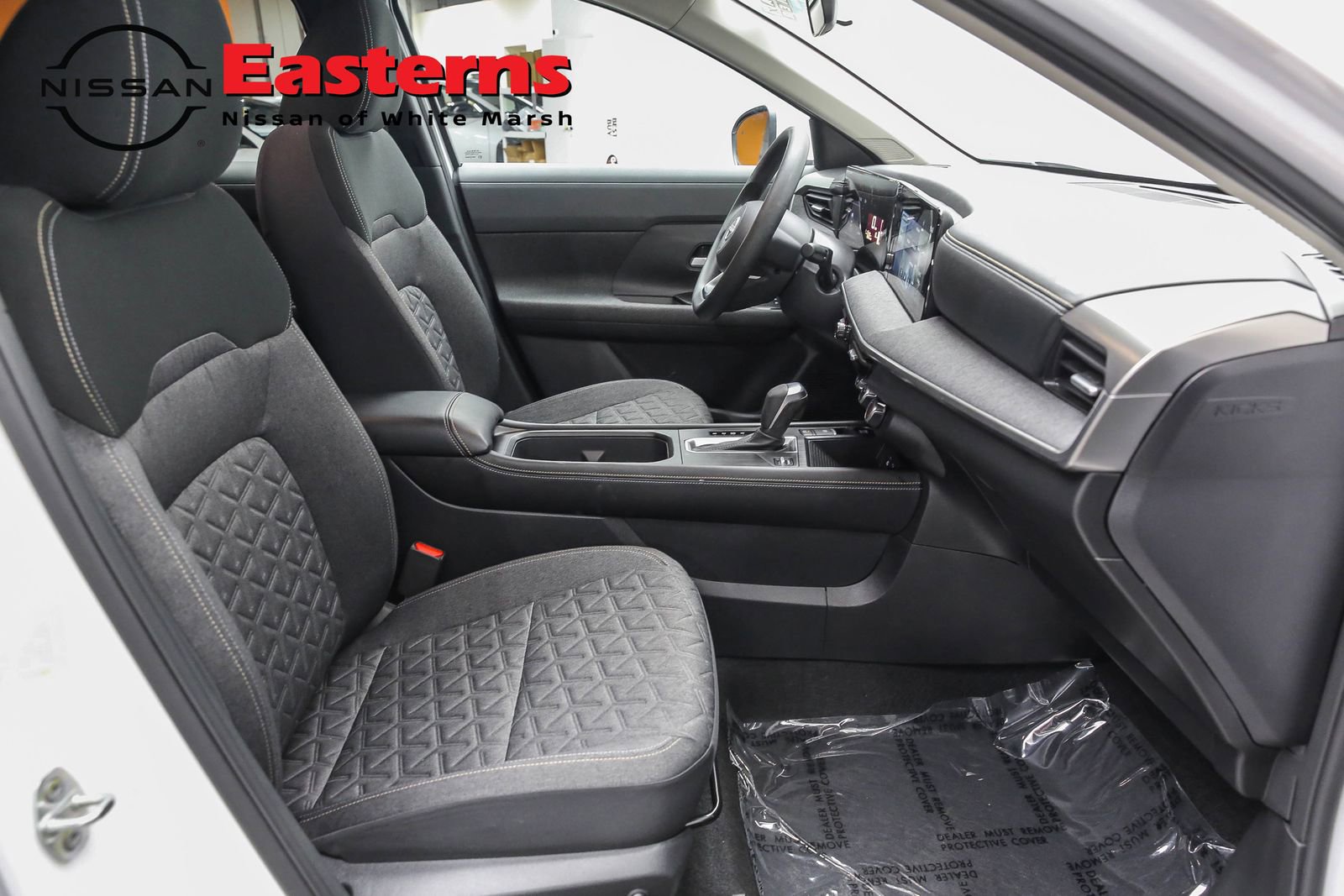 Used 2025 Nissan Kicks SV image 22