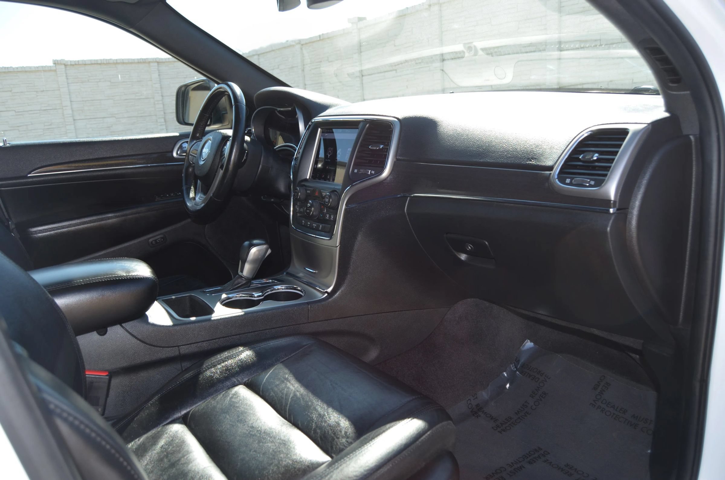 Used 2018 Jeep Grand Cherokee Limited RWD image 16
