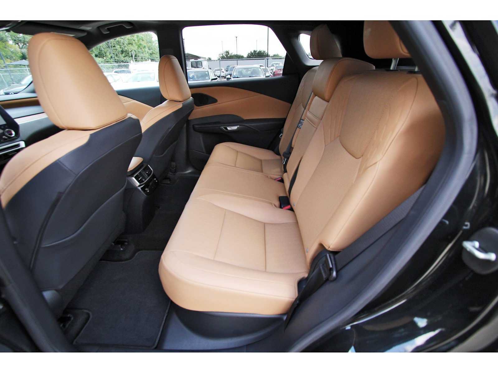 Used 2025 Lexus RX 350 Premium w/ Accessory Package (Z1) FWD image 12