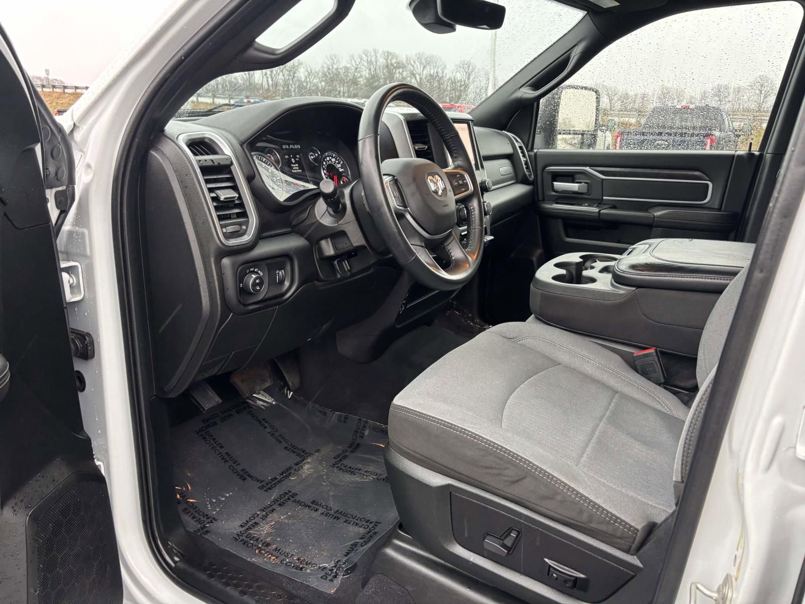 Used 2024 RAM 2500 Big Horn image 28