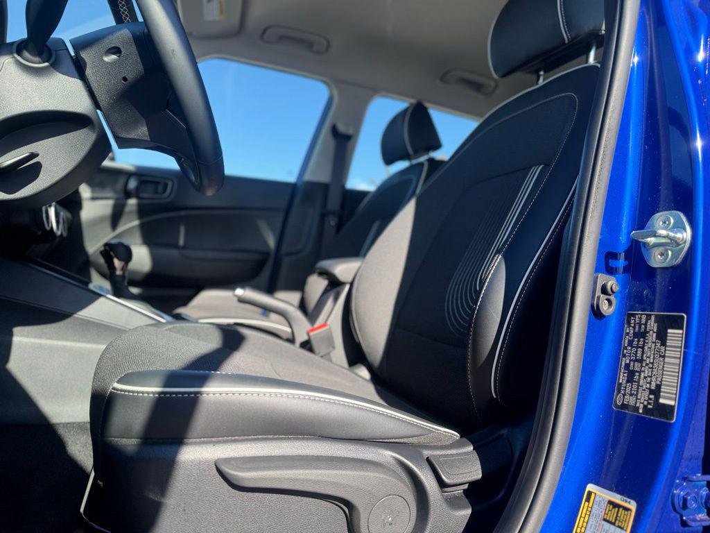 New 2025 Hyundai Venue Limited image 15