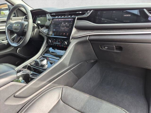 Used 2022 Jeep Grand Cherokee Limited 4xe w/ Luxury Tech Group II AWD/4WD image 23