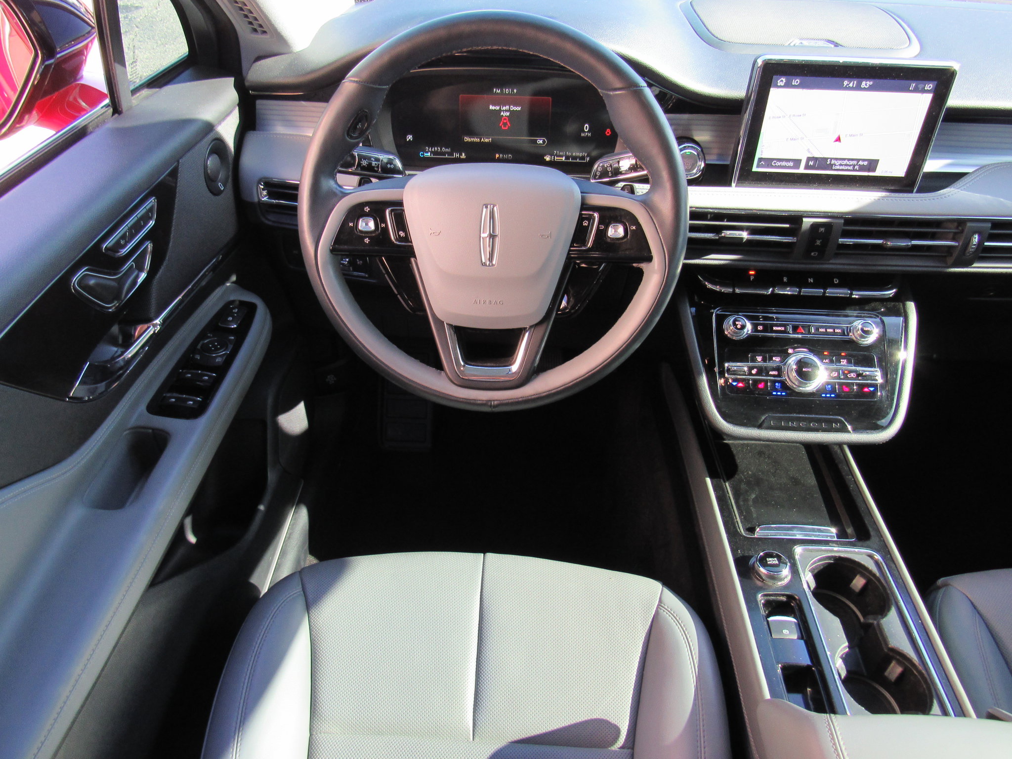 Used 2022 Lincoln Corsair Reserve w/ Equipment Group 201A image 13