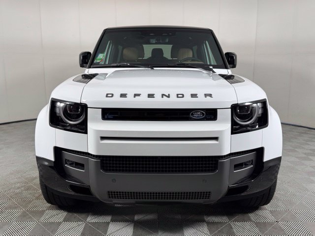 New 2026 Land Rover Defender 90 V8 AWD/4WD image 13