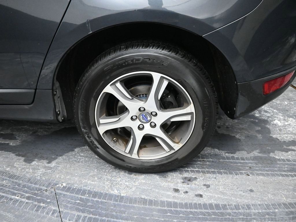 Used 2012 Volvo XC60 T6 AWD/4WD image 12