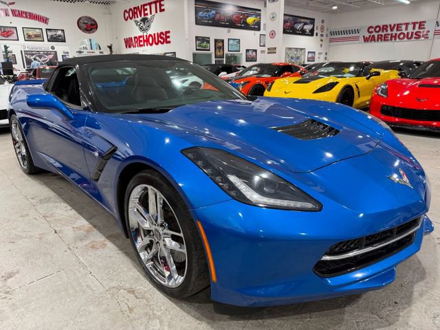 Used 2014 Chevrolet Corvette Stingray Convertible w/ 2LT Preferred Equipment Group RWD image 7
