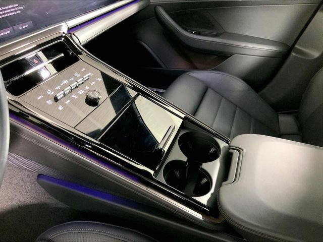 Used 2024 Porsche Panamera 4 image 15