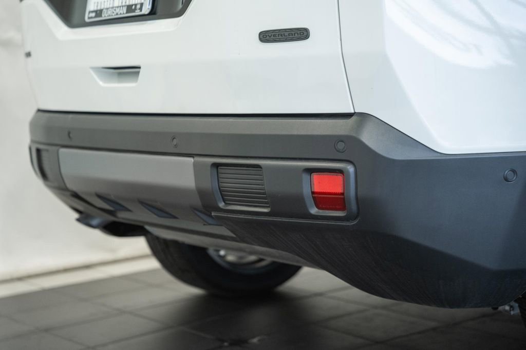 New 2026 Jeep Cherokee Overland w/ Trailer Tow Group AWD/4WD image 9