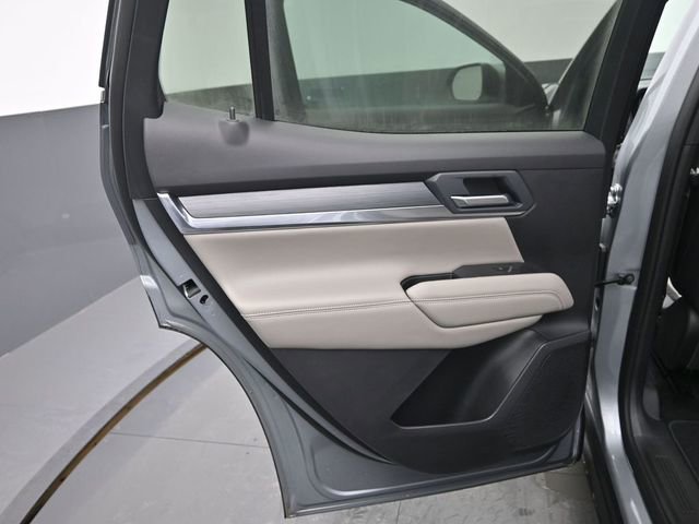 Used 2026 GMC Terrain Elevation w/ Elevation Premium Package image 14