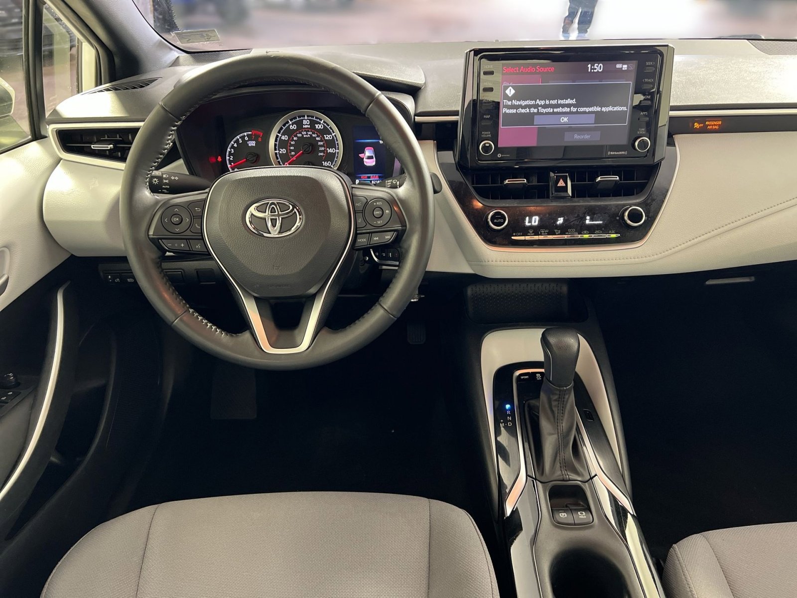 Used 2022 Toyota Corolla SE image 18