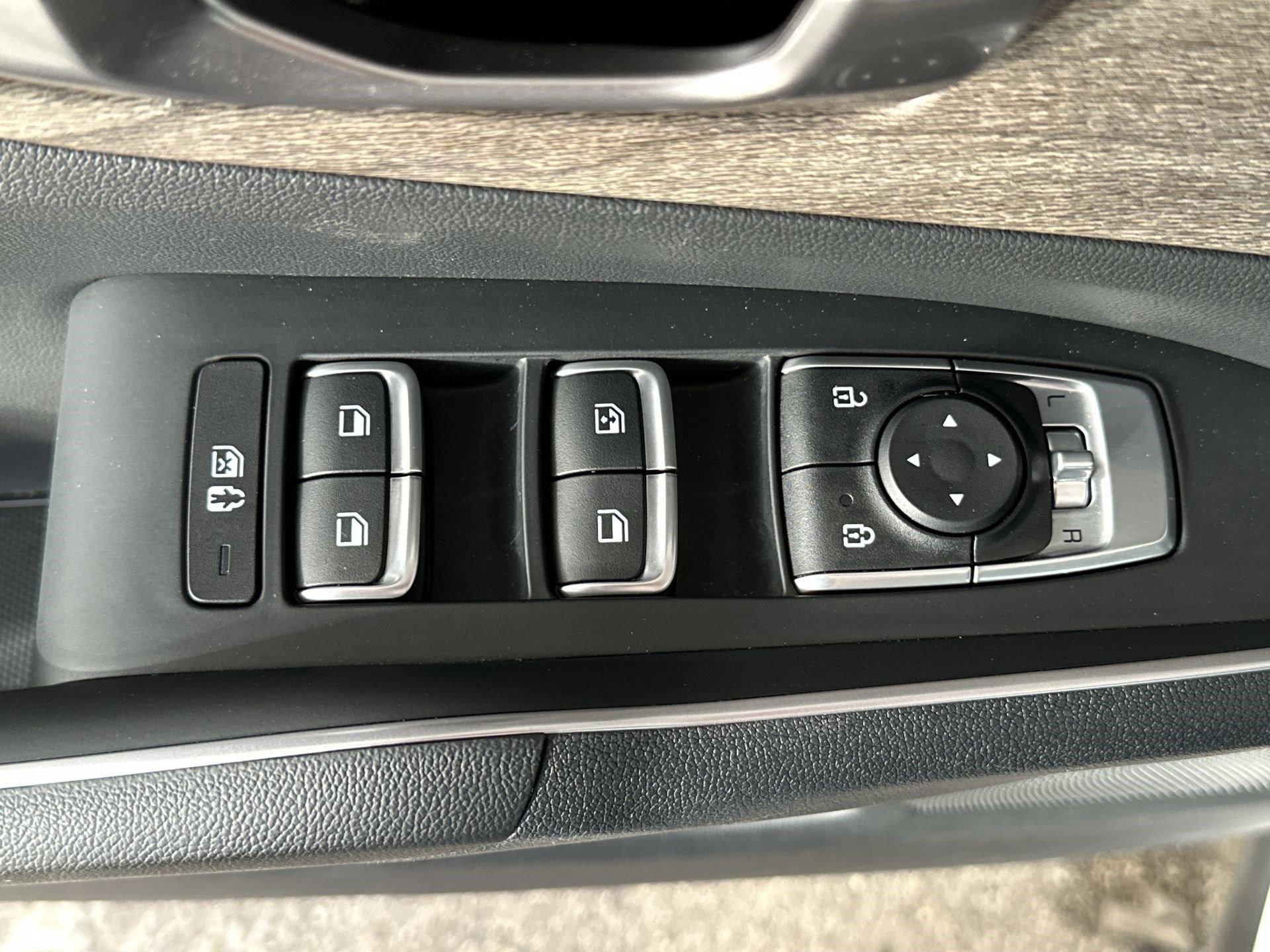 Certified 2023 Kia Sorento X-Line EX image 15