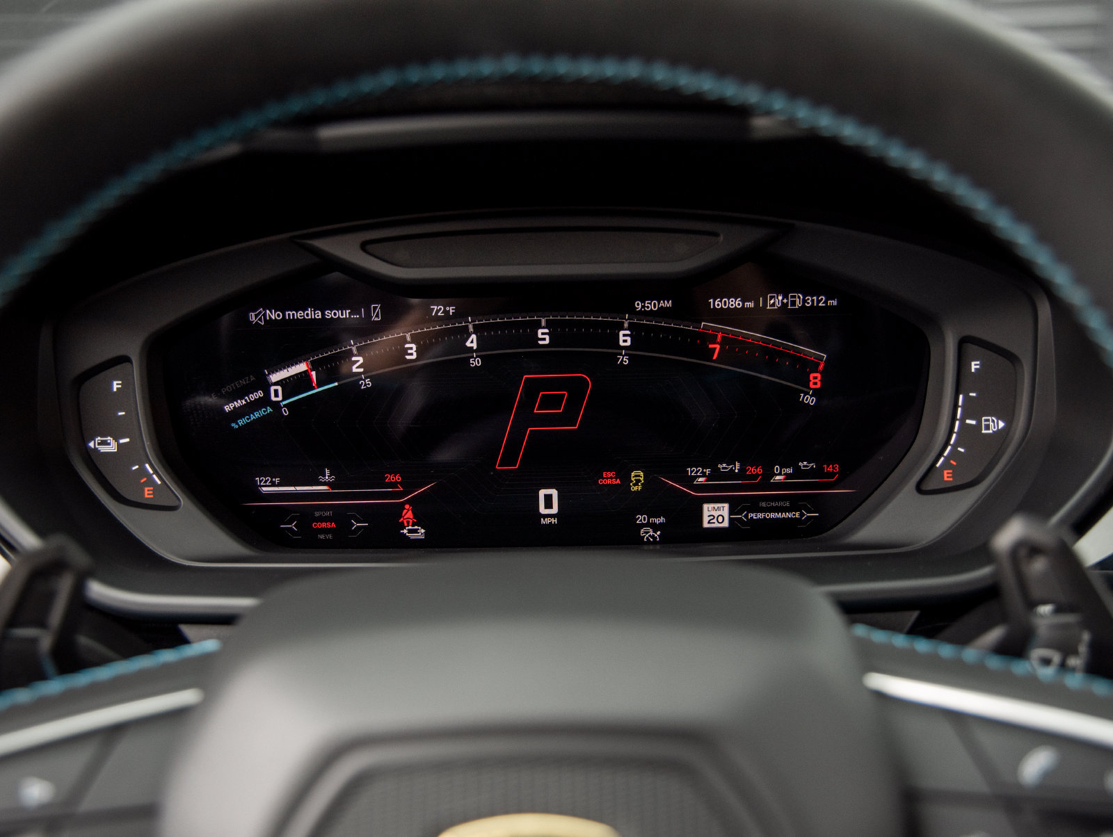 Used 2025 Lamborghini Urus S AWD/4WD image 30
