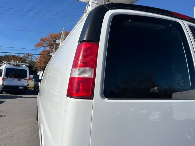 Used 2019 Chevrolet Express 2500 Extended w/ Driver Convenience Package image 10
