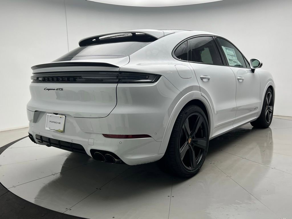 New 2026 Porsche Cayenne GTS image 22