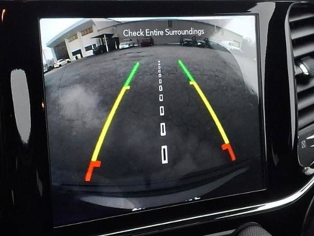 Used 2020 Jeep Grand Cherokee Laredo w/ 18" Wheel & 8.4" Radio Group image 21