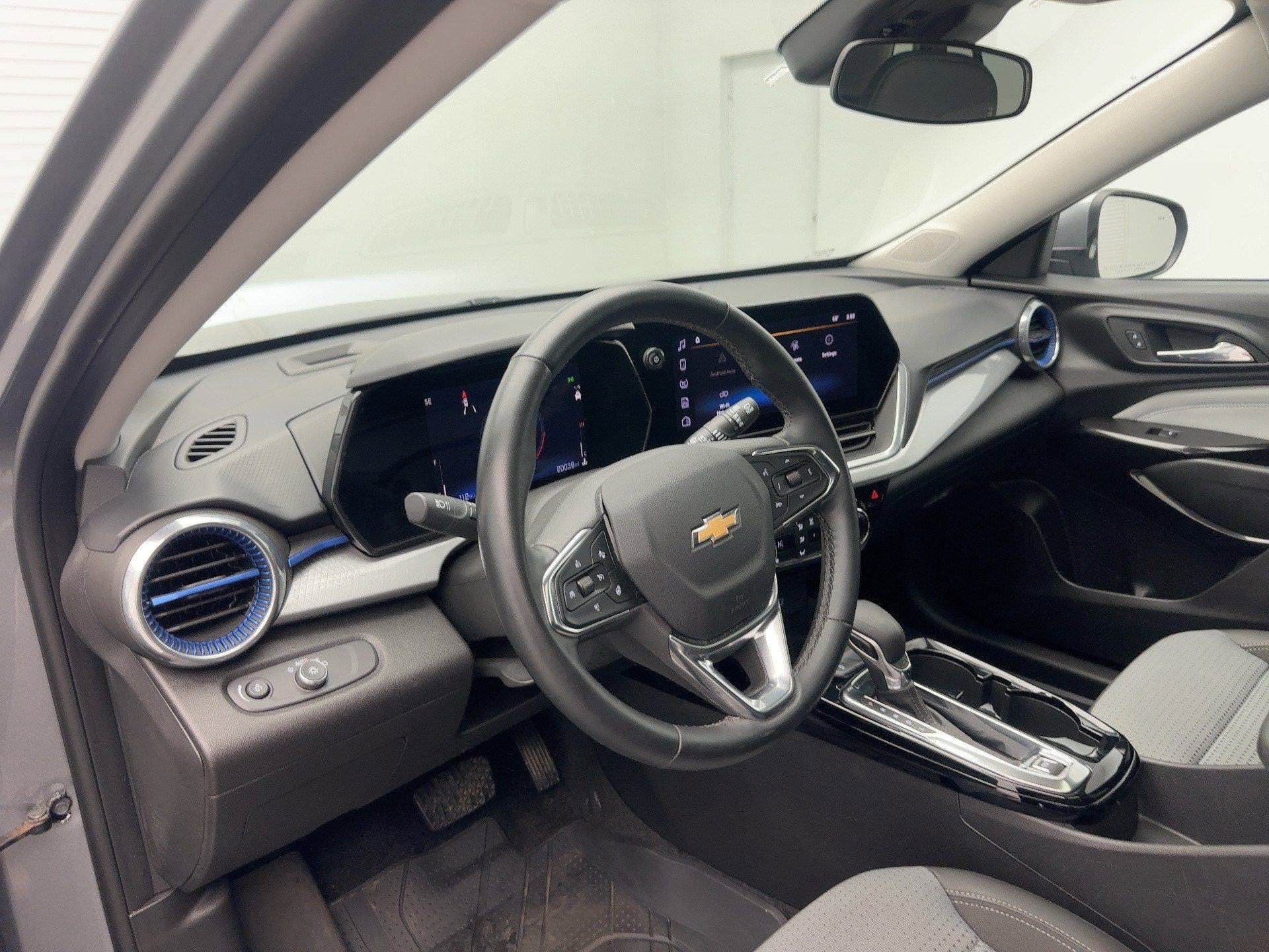 Certified 2024 Chevrolet Trax LT w/ Sunroof Package image 4