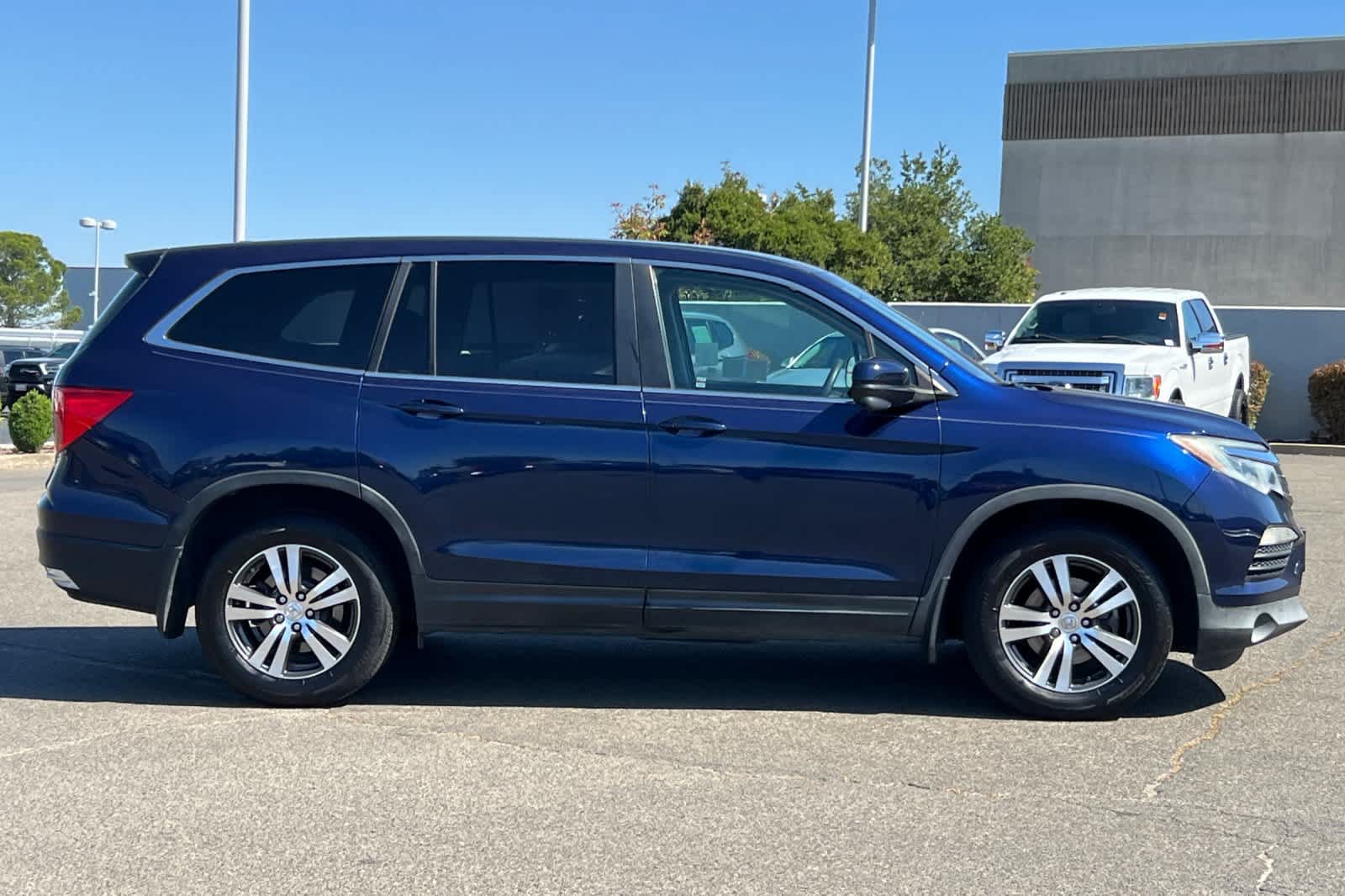 Used 2016 Honda Pilot EX image 6