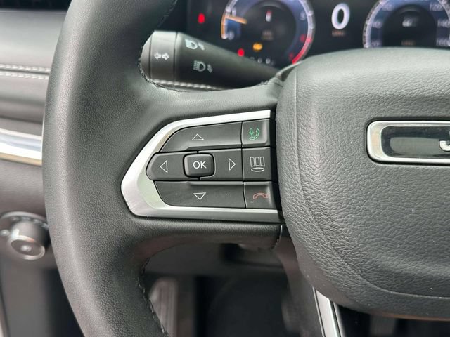 Used 2023 Jeep Compass High Altitude AWD/4WD image 23