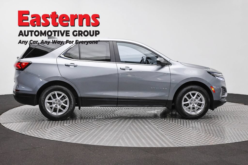 Used 2023 Chevrolet Equinox LT FWD image 4