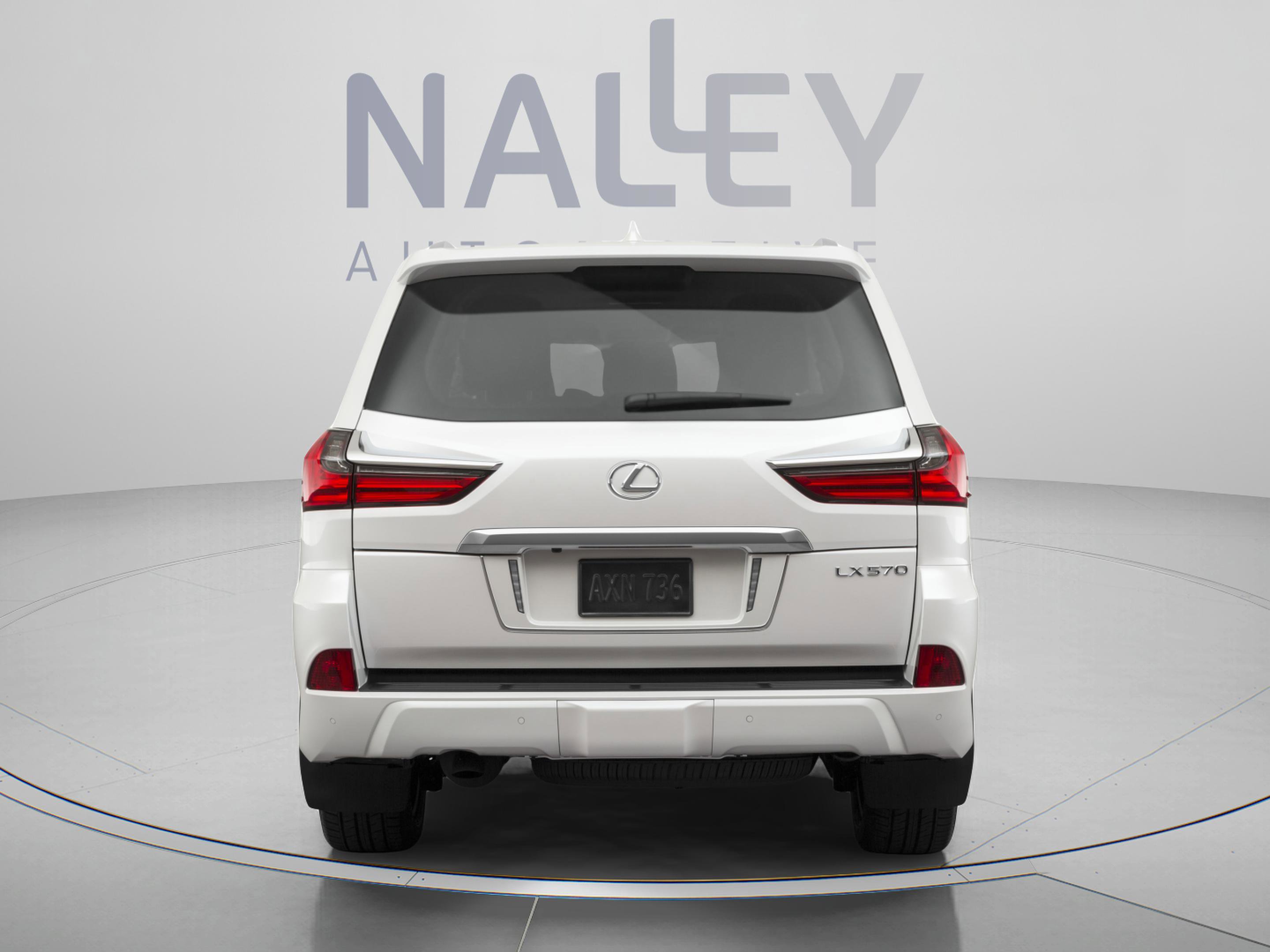 Used 2021 Lexus LX 570 4WD w/ Luxury Package image 3