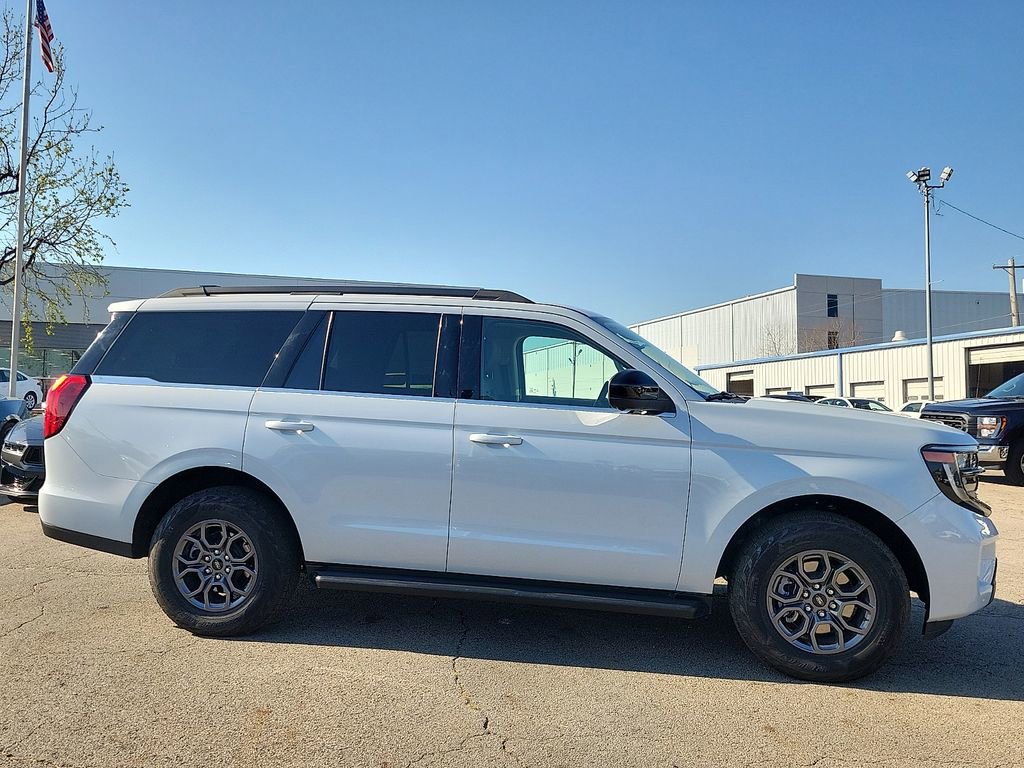 Certified 2025 Ford Expedition Active image 6