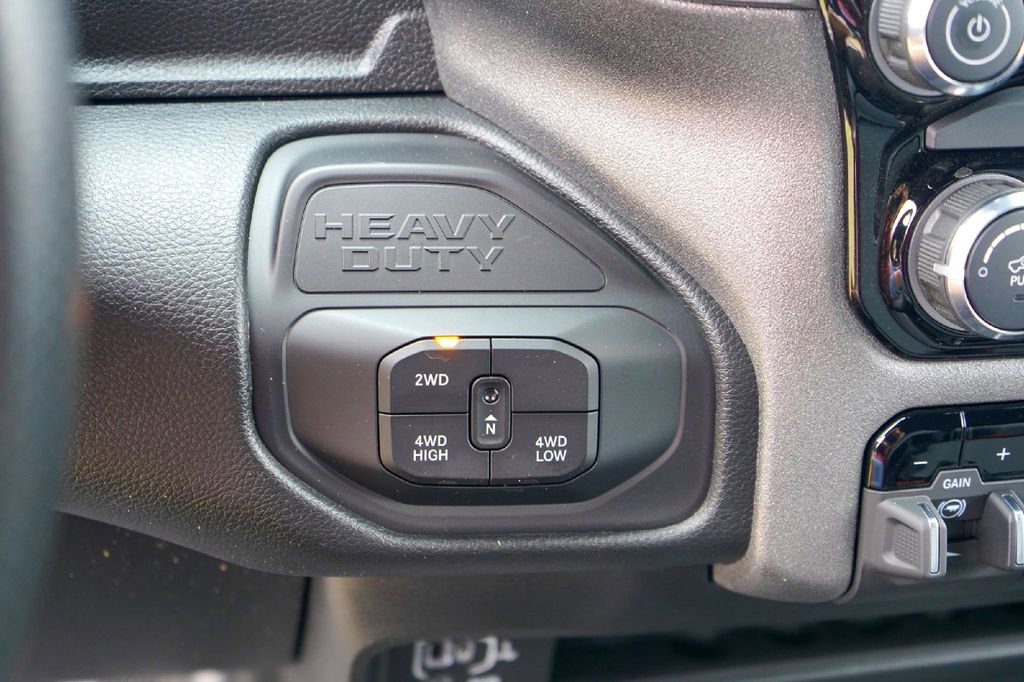 Used 2026 RAM 2500 Tradesman AWD/4WD image 17