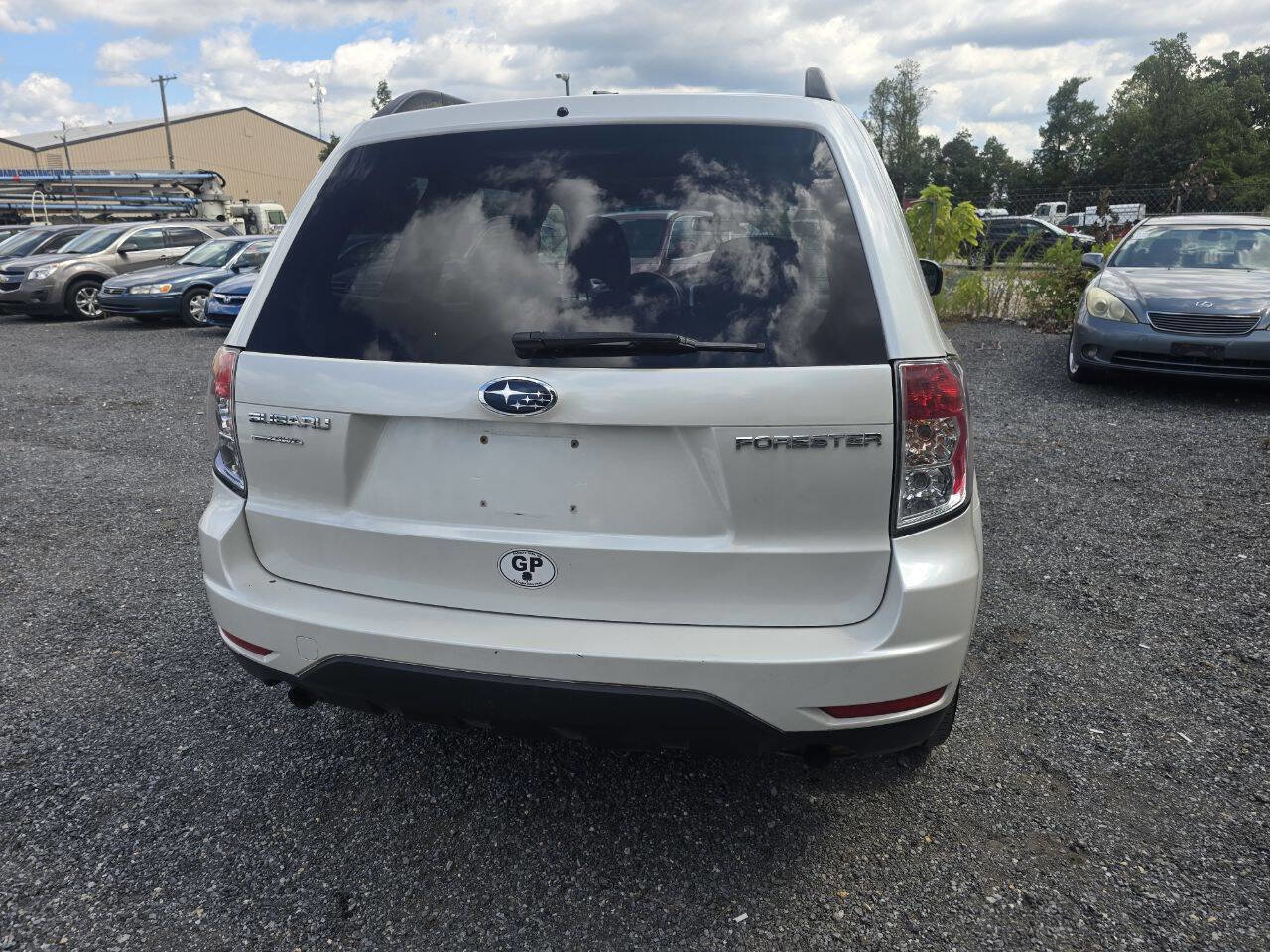 Used 2010 Subaru Forester 2.5X Premium image 14
