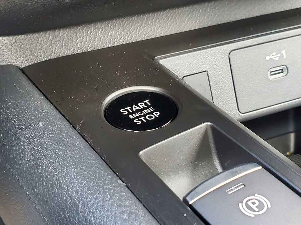 New 2026 Nissan Kicks SV w/ SV Premium Package image 29