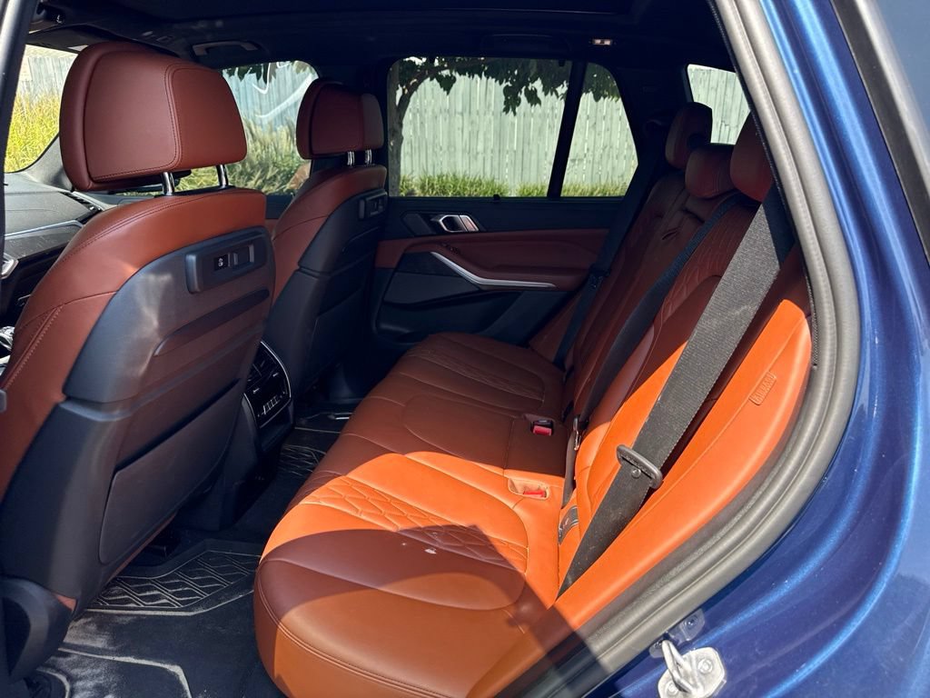 Used 2023 BMW X5 M50i w/ Executive Package AWD/4WD image 9