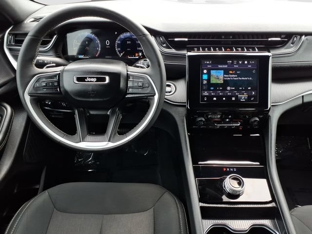 Used 2024 Jeep Grand Cherokee Laredo X w/ Luxury Tech Group I AWD/4WD image 22