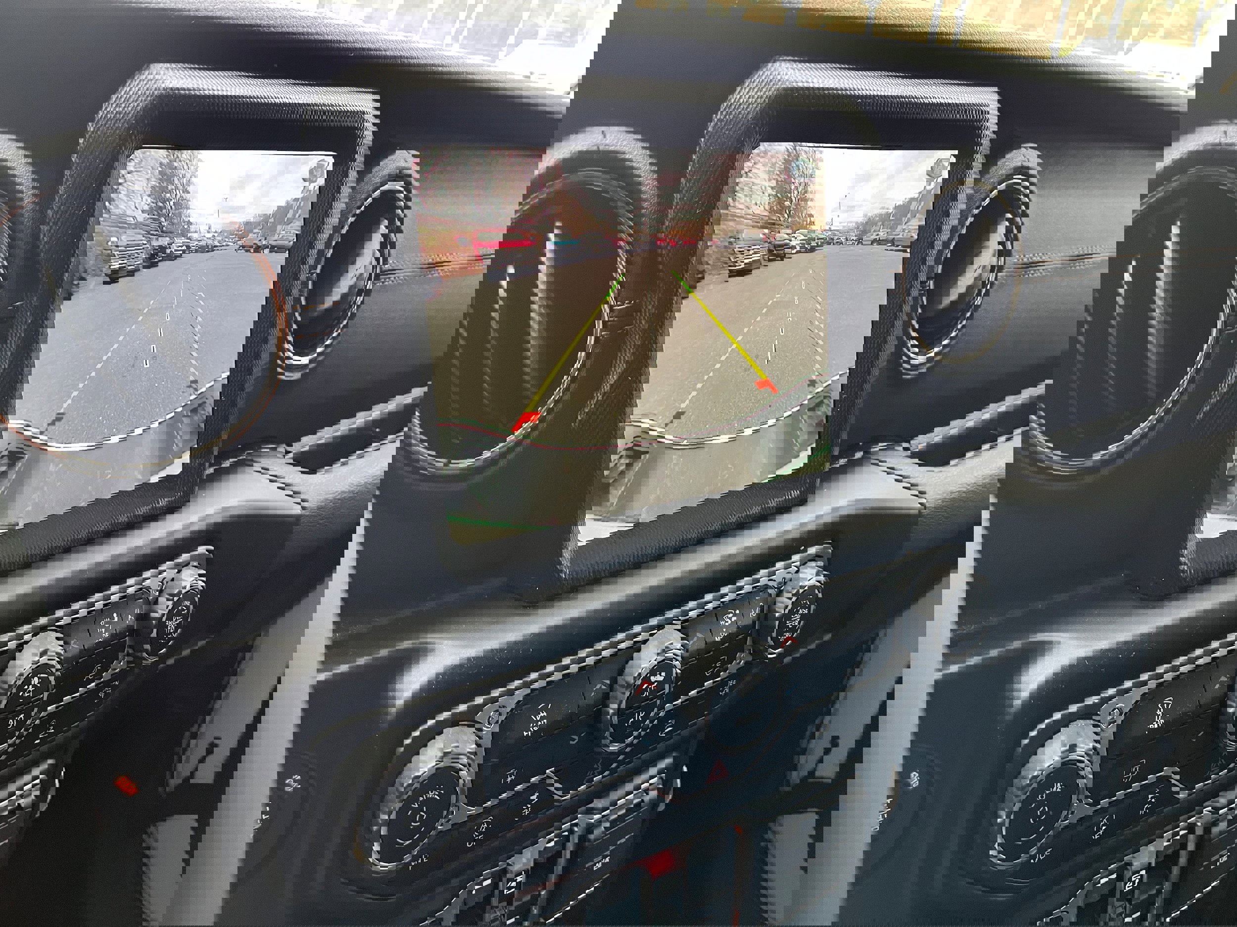 Used 2023 Jeep Gladiator Overland image 21