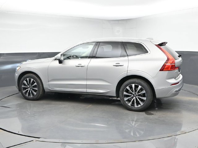 Used 2023 Volvo XC60 B5 Plus w/ Climate Package AWD/4WD image 7
