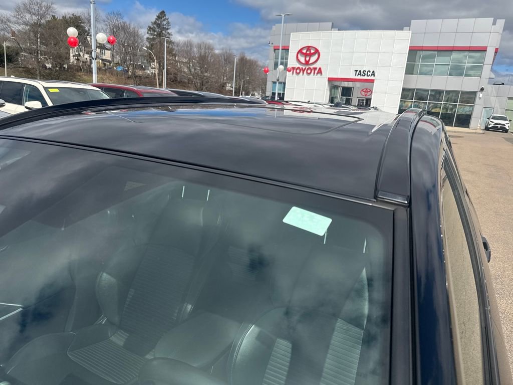 Used 2022 Toyota RAV4 XSE w/ XSE Grade Weather Package image 37