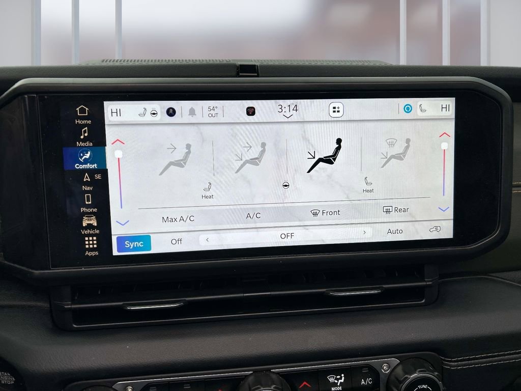 Used 2024 Jeep Wrangler High Altitude AWD/4WD image 32