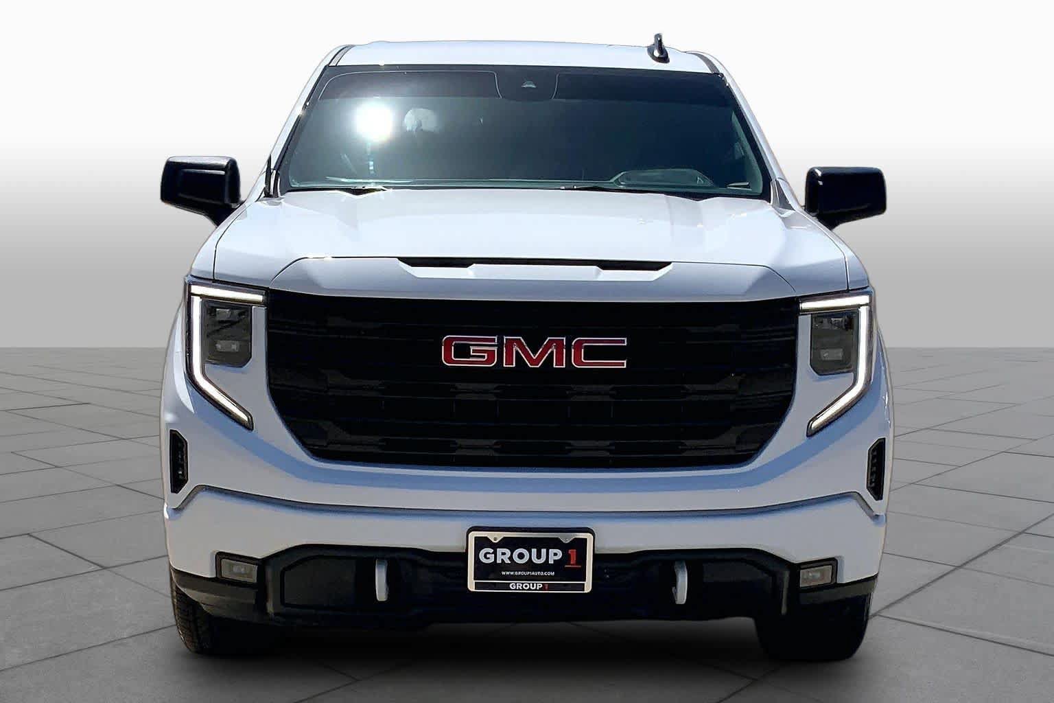 Used 2025 GMC Sierra 1500 Elevation RWD image 4