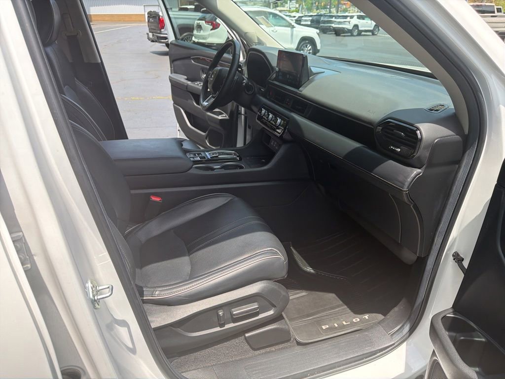 Used 2024 Honda Pilot Elite image 15