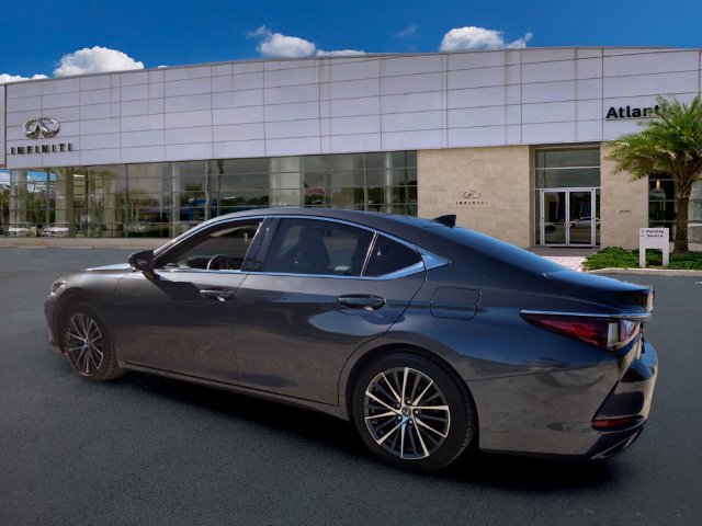 Used 2024 Lexus ES 350 w/ Premium Package FWD image 3