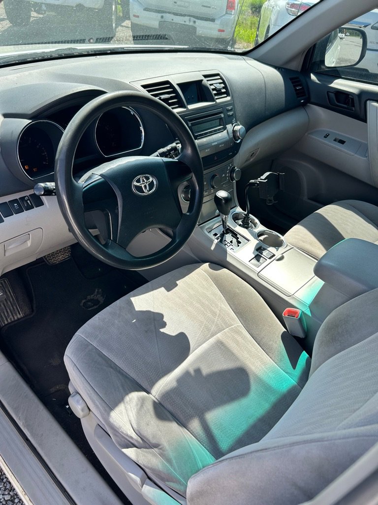 Used 2011 Toyota Highlander 2WD image 7