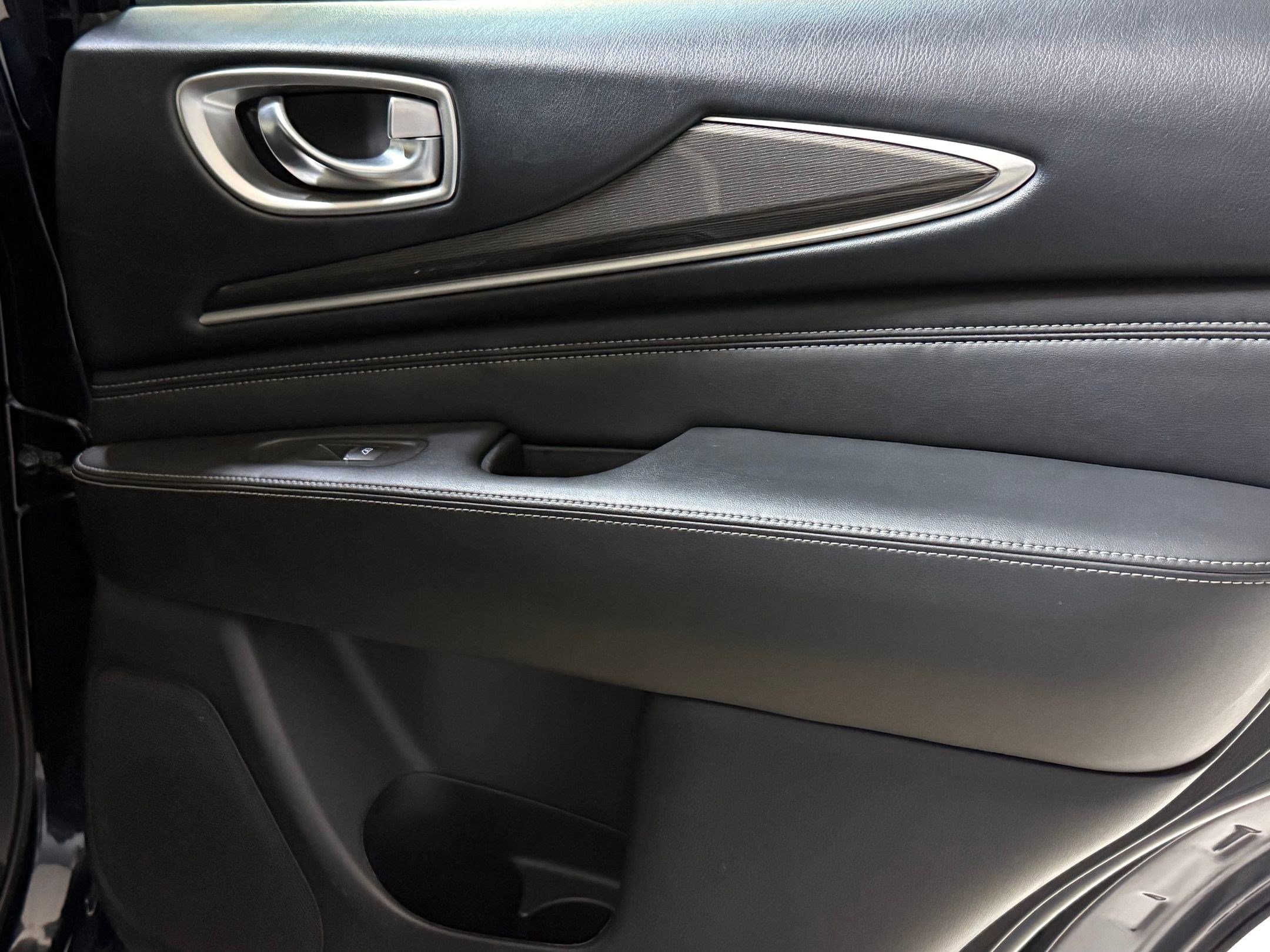 Used 2019 INFINITI QX60 Pure image 43