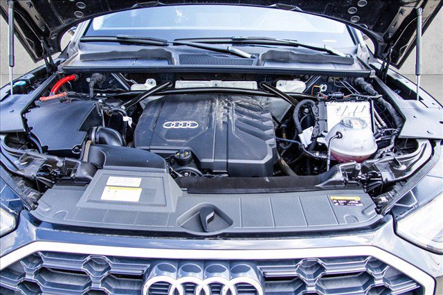 Used 2023 Audi Q5 2.0T Premium w/ Convenience Package AWD/4WD image 25