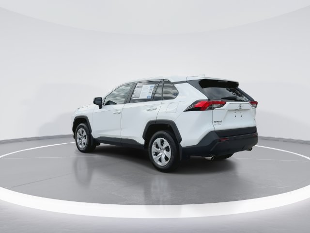Used 2023 Toyota RAV4 LE FWD image 6