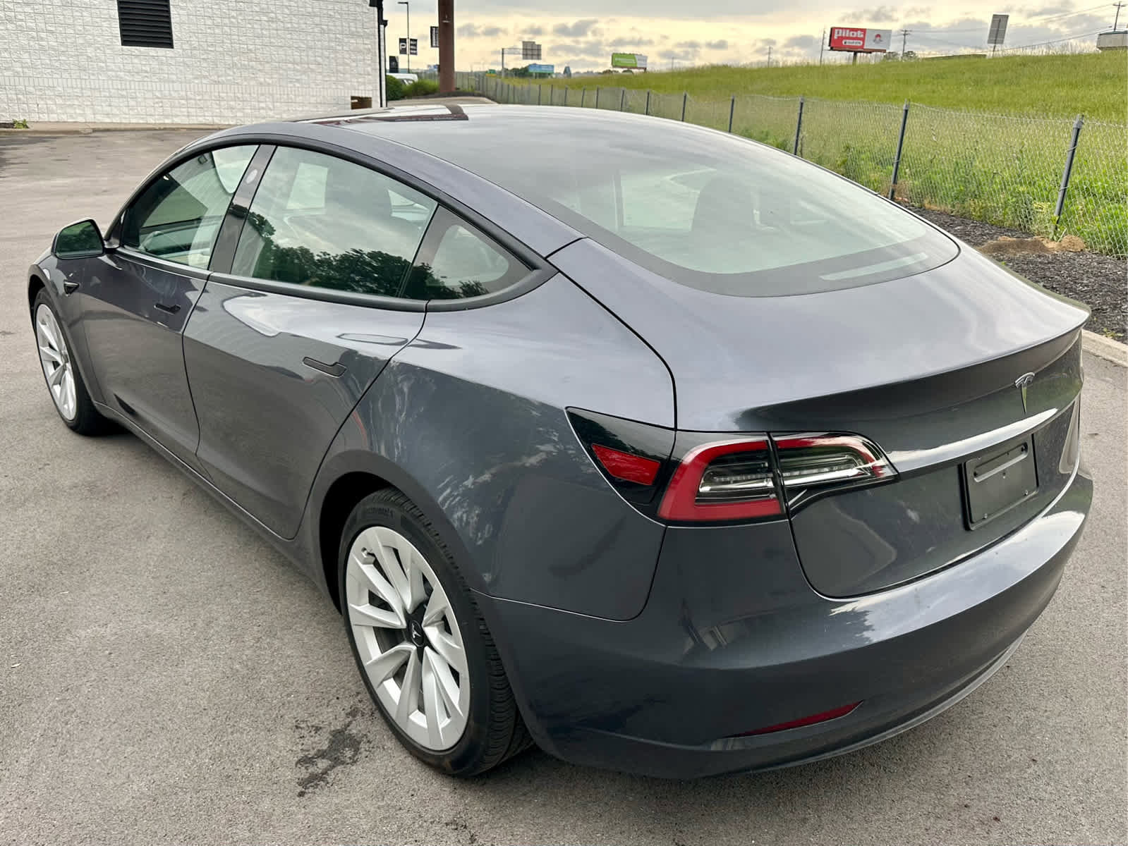 Used 2023 Tesla Model 3 Standard Range RWD image 7