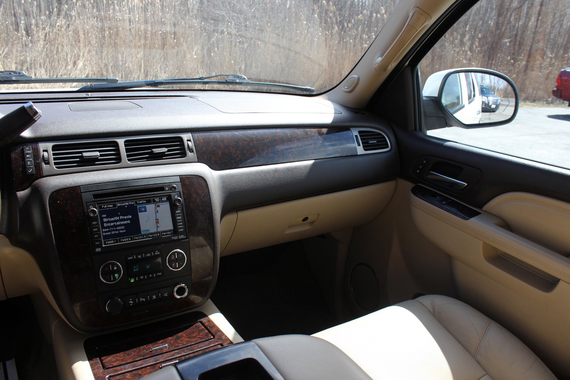 Used 2011 GMC Yukon Denali image 21