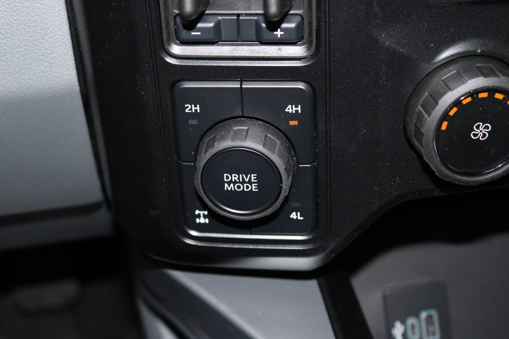 New 2026 Ford F250 XLT w/ XLT Premium Package image 44