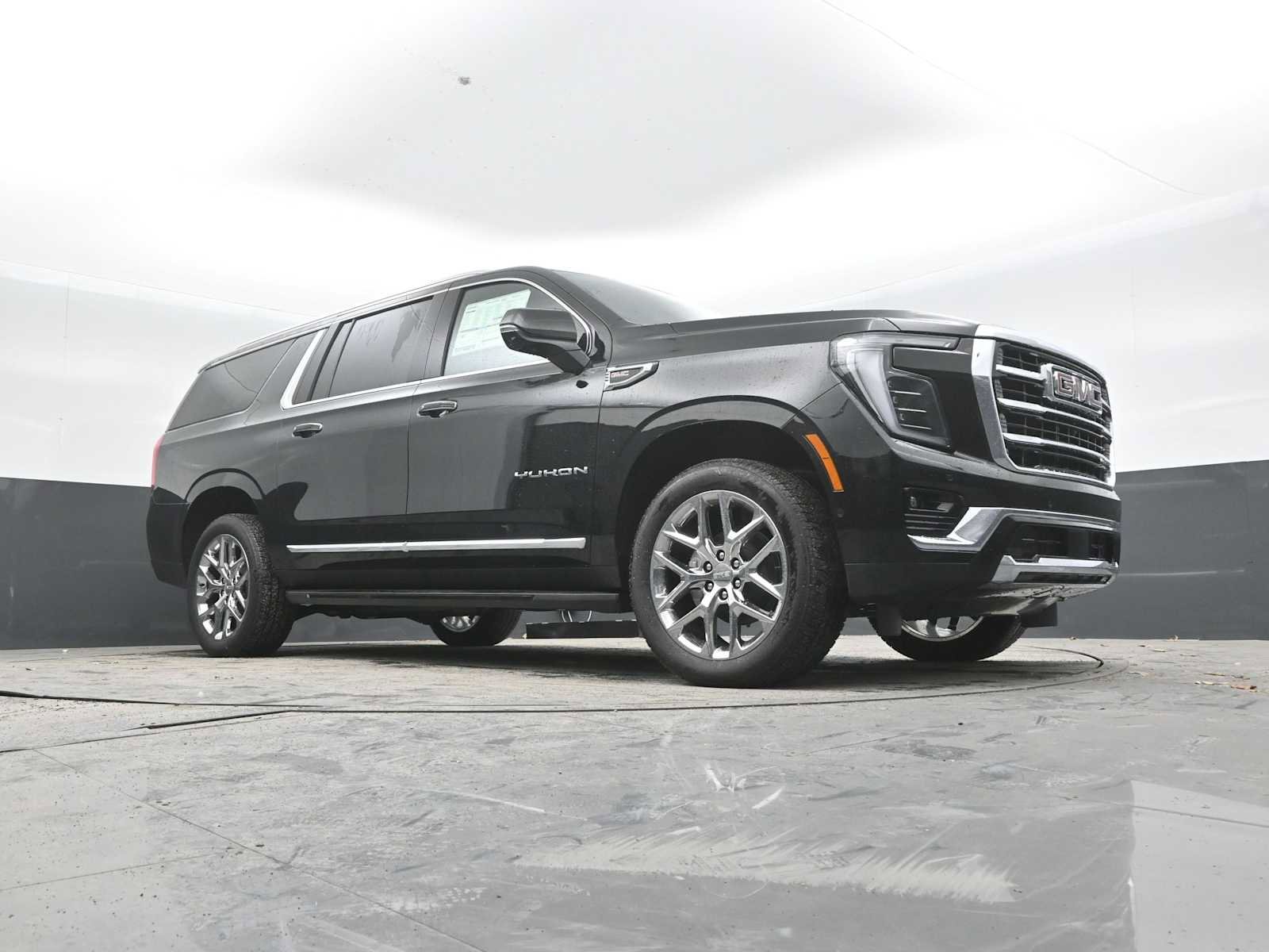 New 2026 GMC Yukon XL Elevation image 41